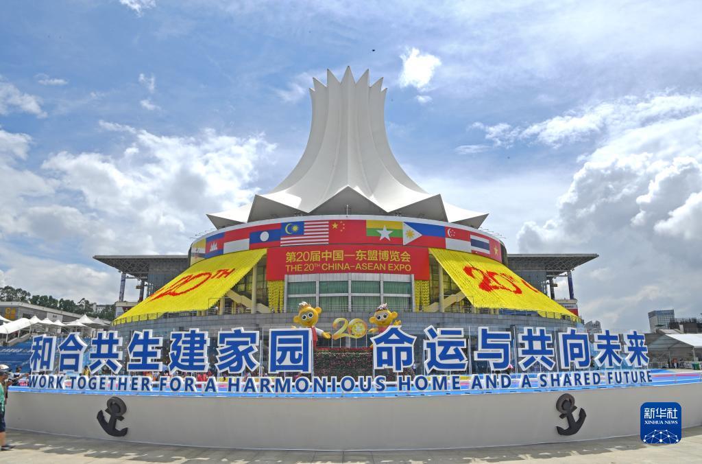 宾利棋牌技巧